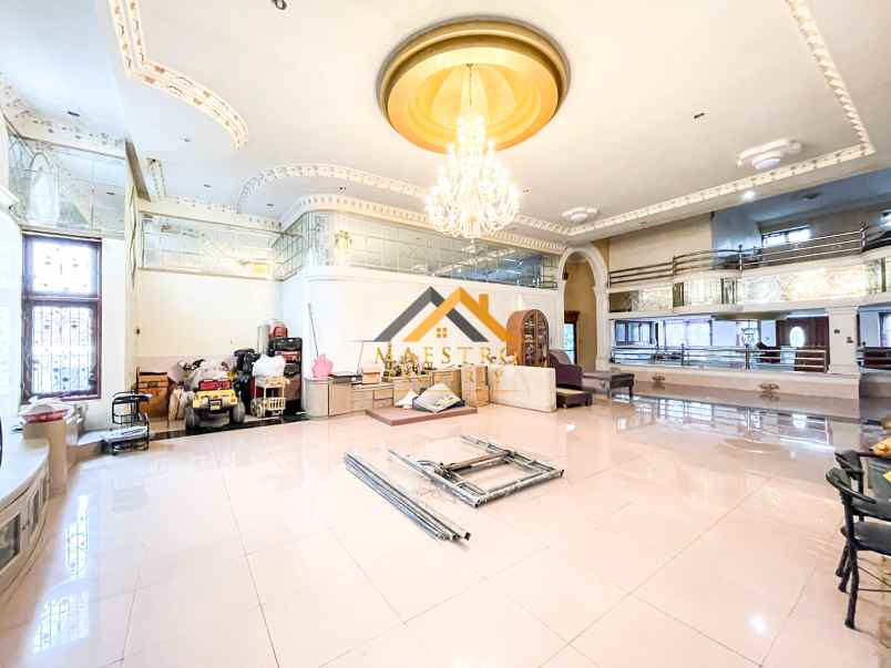 dijual rumah komplek cemara asri medan