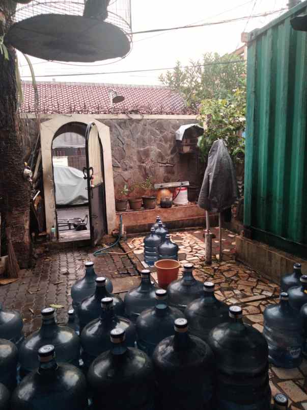 dijual rumah komplek hook
