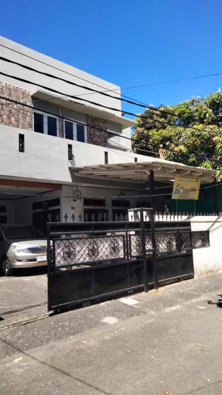 dijual rumah komplek hook