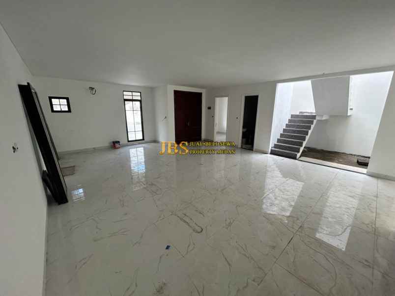 dijual rumah komplek jewel garden jalan
