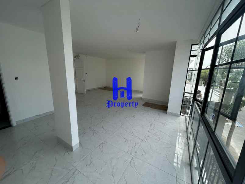 dijual rumah komplek jewel garden jalan