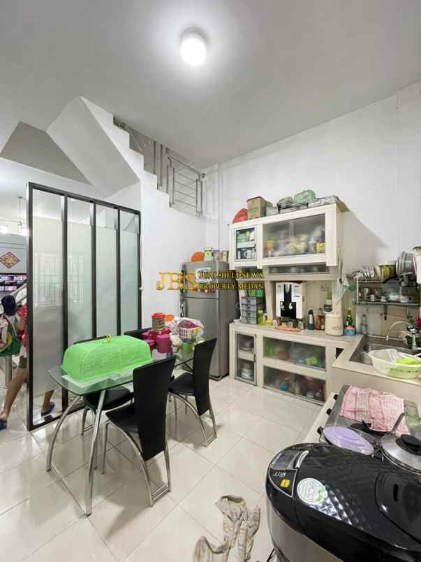 dijual rumah komplek krakatau minimalis