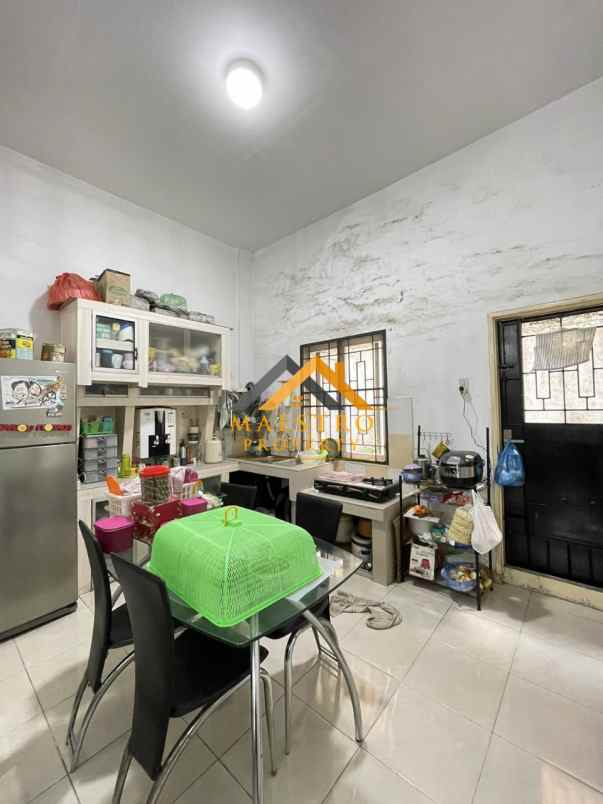 dijual rumah komplek krakatau minimalis