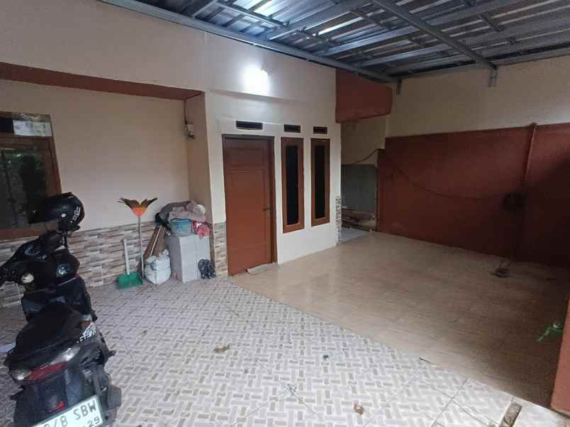 dijual rumah komplek permata cimahi
