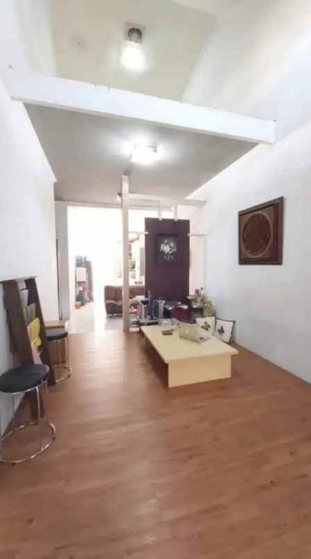 dijual rumah komplek pesona ciwastra