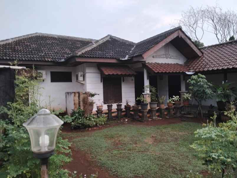 dijual rumah komplek strategis di kota bekasi