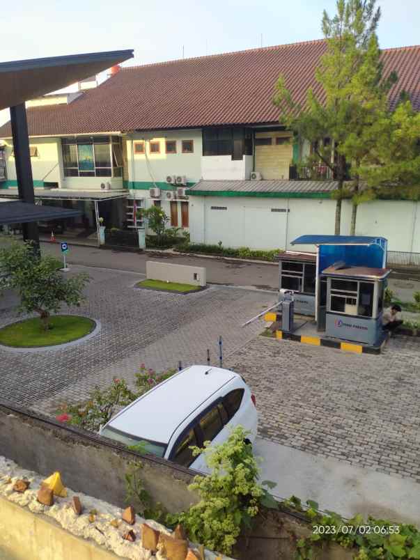 dijual rumah komplek taman persada asri
