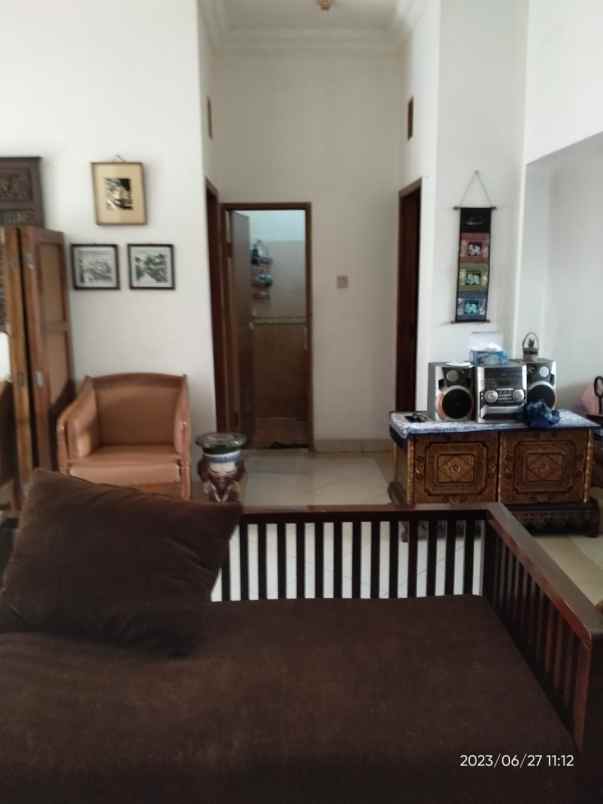 dijual rumah komplek taman persada asri