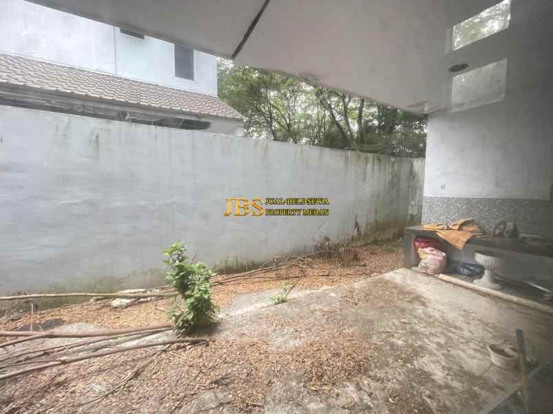 dijual rumah komplek the green menteng