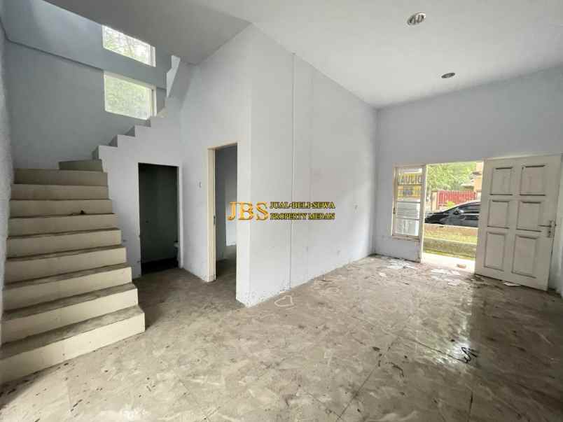 dijual rumah komplek the green menteng