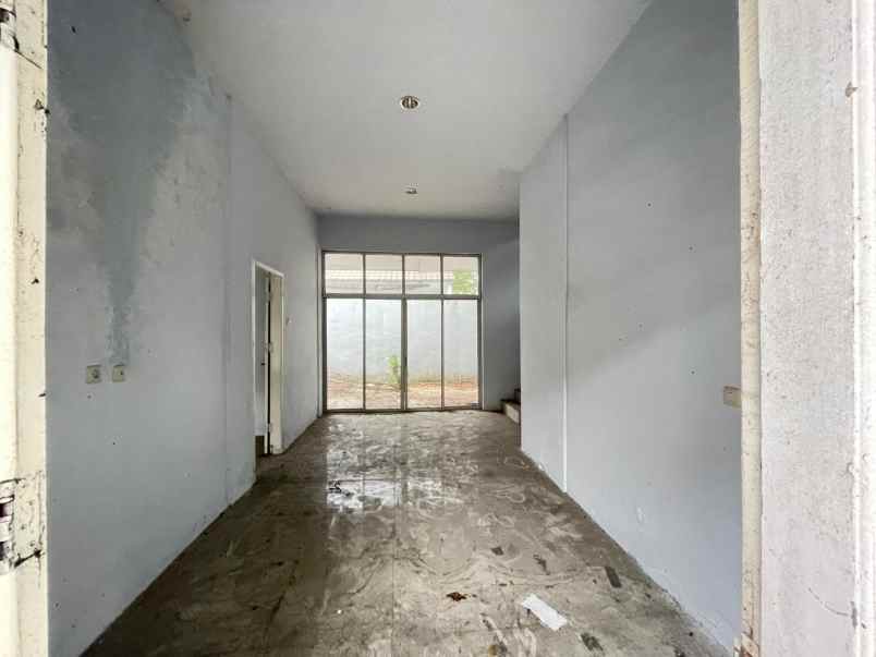 dijual rumah komplek the green menteng