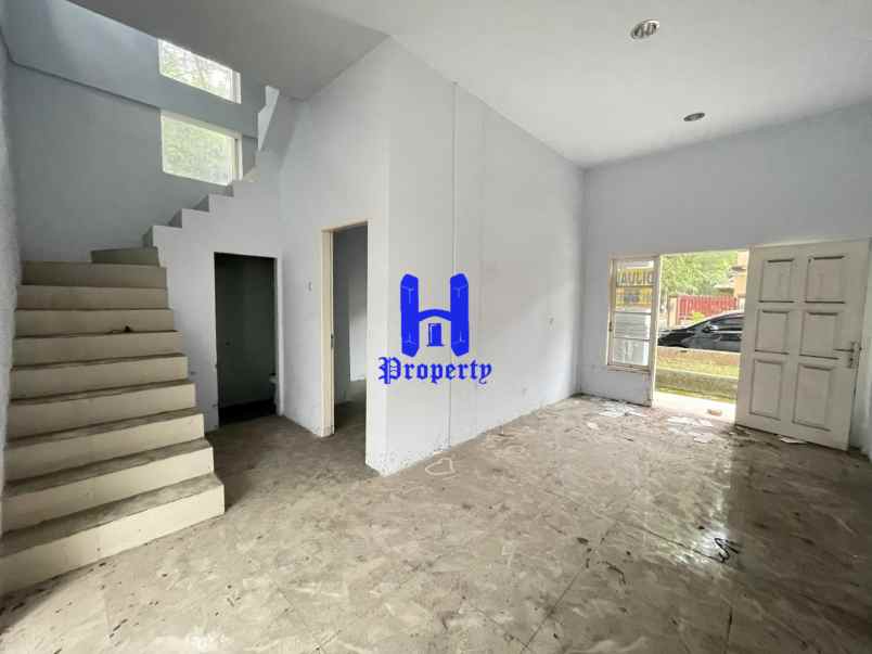 dijual rumah komplek the green menteng
