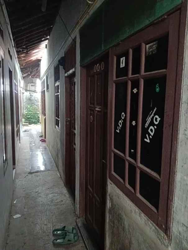 dijual rumah kosan 10 pintu di jalan kedondong