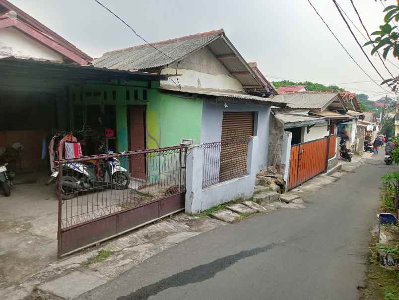 dijual rumah kosan 10 pintu di jalan kedondong