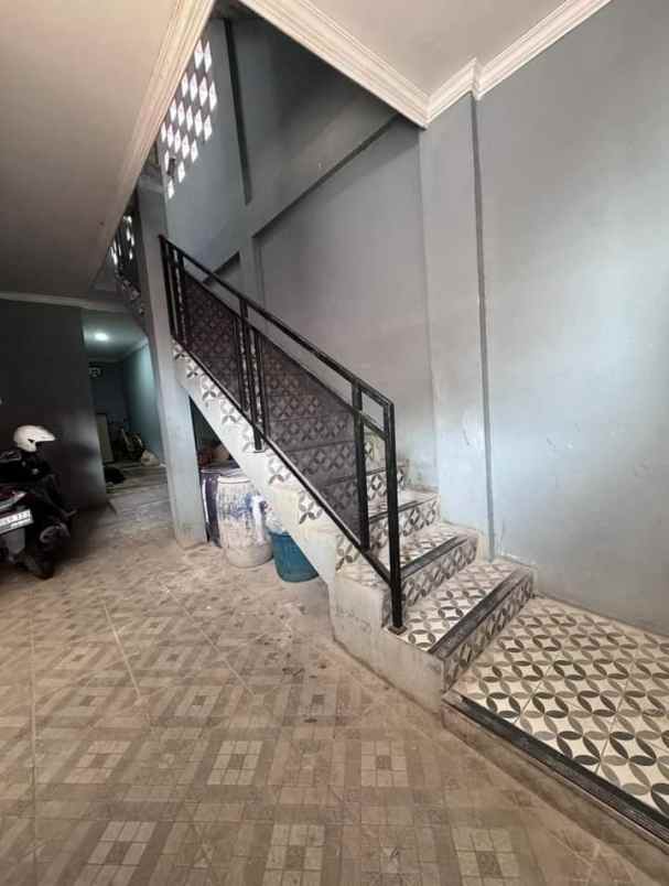 dijual rumah kost 14 kamar