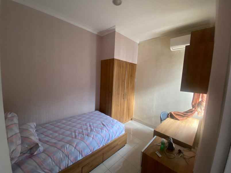 dijual rumah kota wisata cibubur