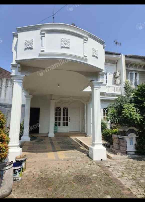 dijual rumah kota wisata cluster florida