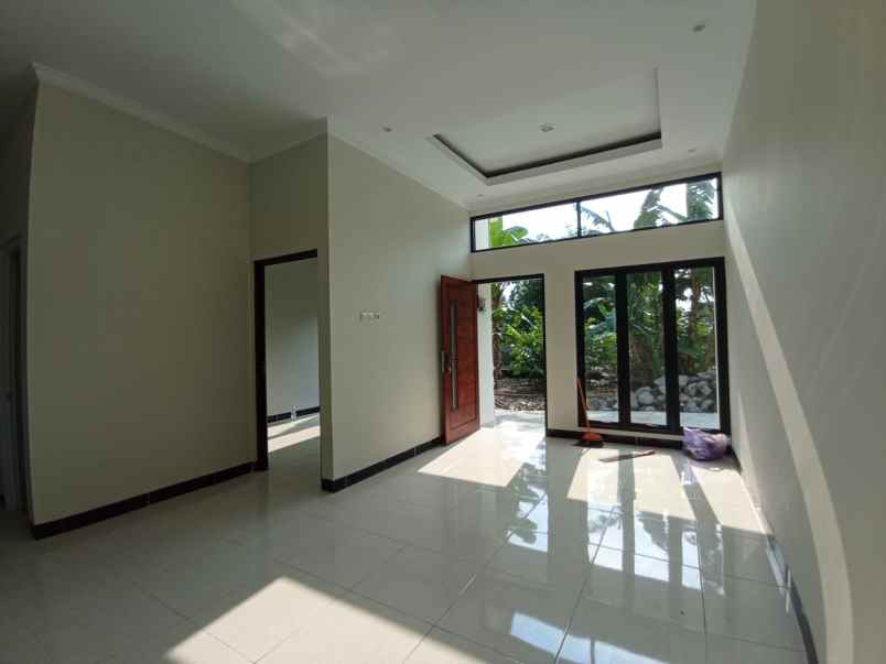 dijual rumah krapyak margoagung sayegan