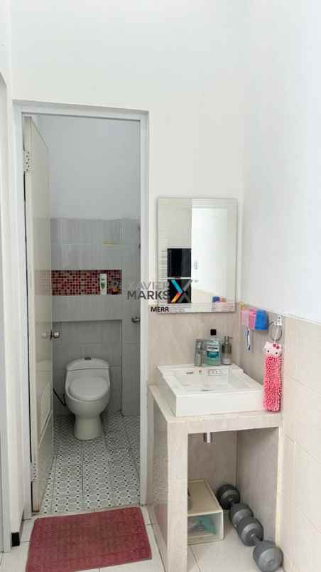 dijual rumah ladiva greenhill