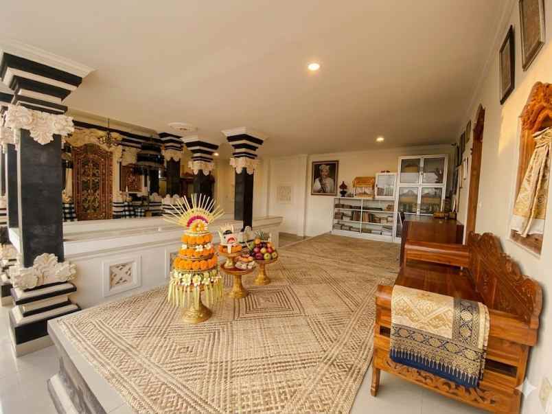dijual rumah lantai 2 lokasi merpati monang maning