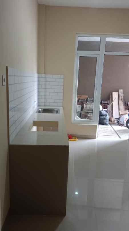 dijual rumah lenteng agung jakarta selatan