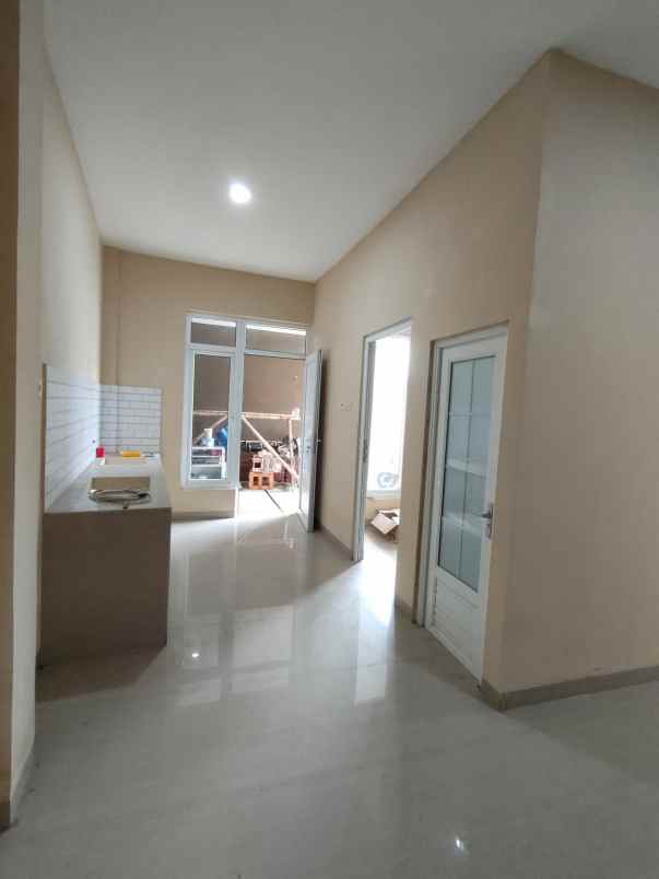 dijual rumah lenteng agung jakarta selatan