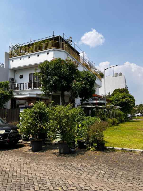 dijual rumah malibu v e28 cengkareng