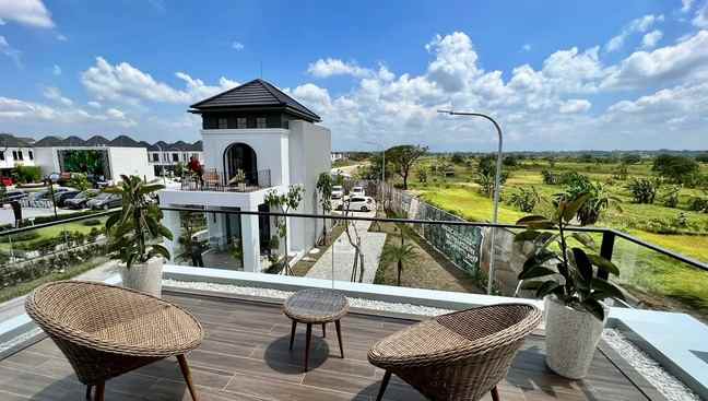 dijual rumah mansion nine