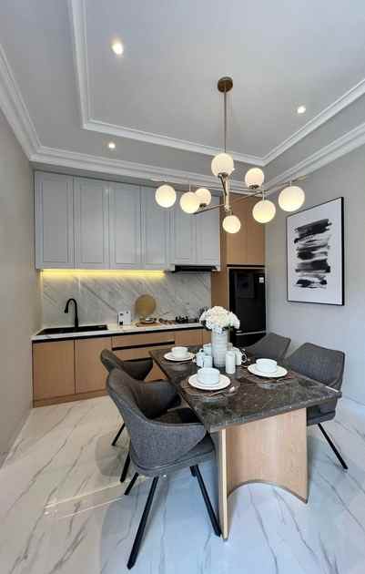 dijual rumah mansion nine