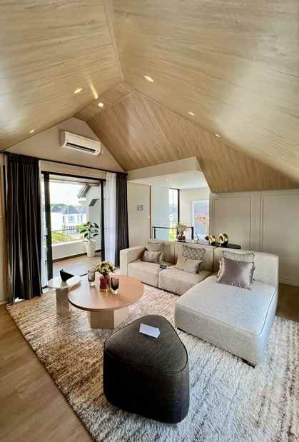 dijual rumah mansion nine