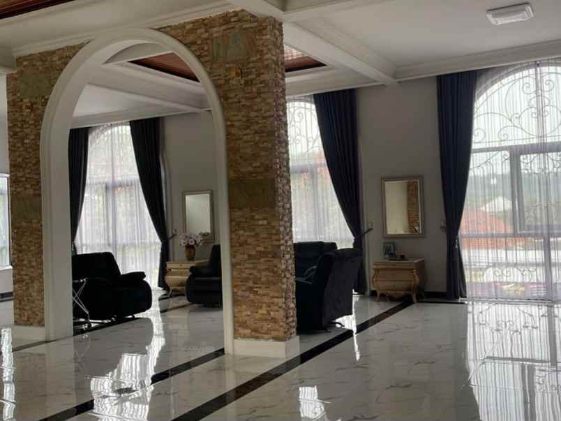 dijual rumah manyaran