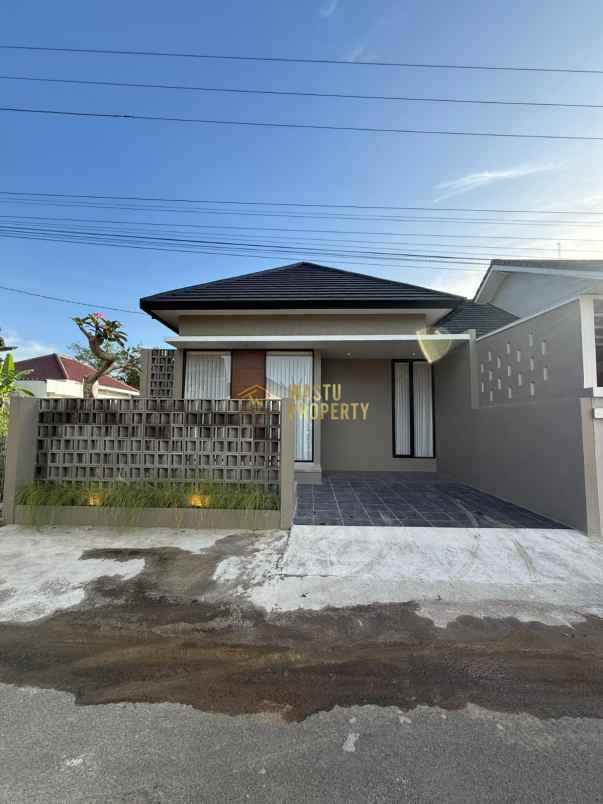dijual rumah margoluwih