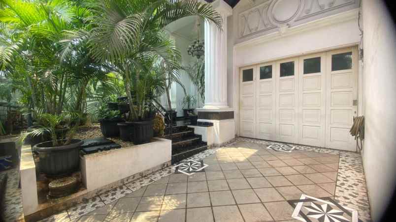 dijual rumah mewah di daerah kelapa