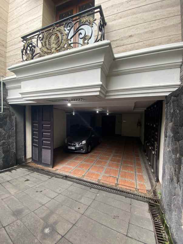 dijual rumah mewah di kota bandung