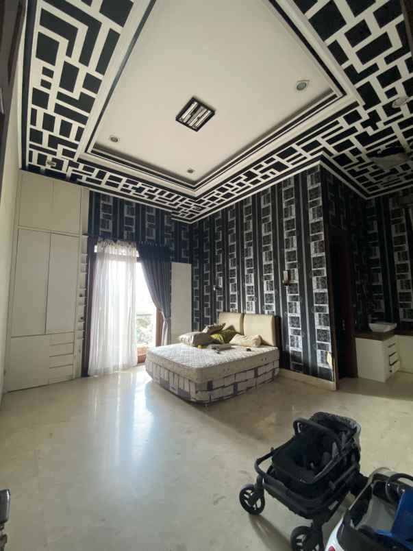 dijual rumah mewah di kota bandung