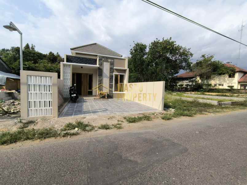 dijual rumah mlati
