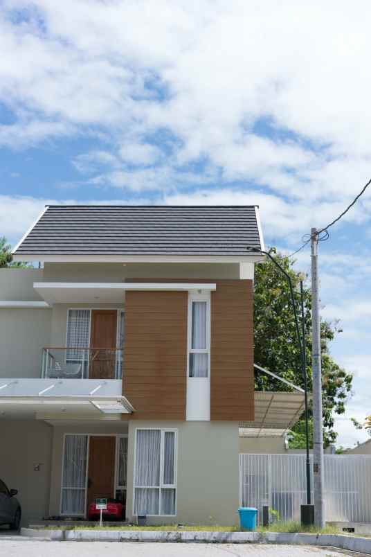 dijual rumah mlati beningan sendangadi