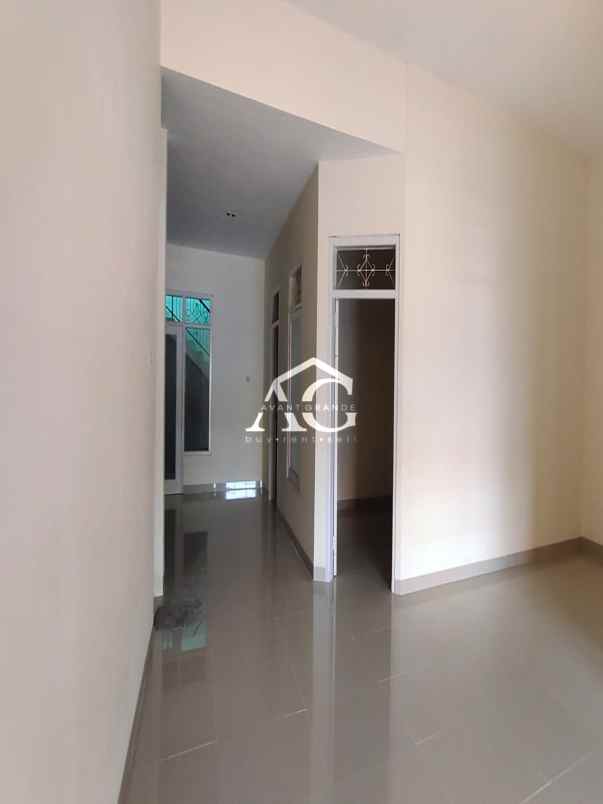 dijual rumah mulyosari surabaya