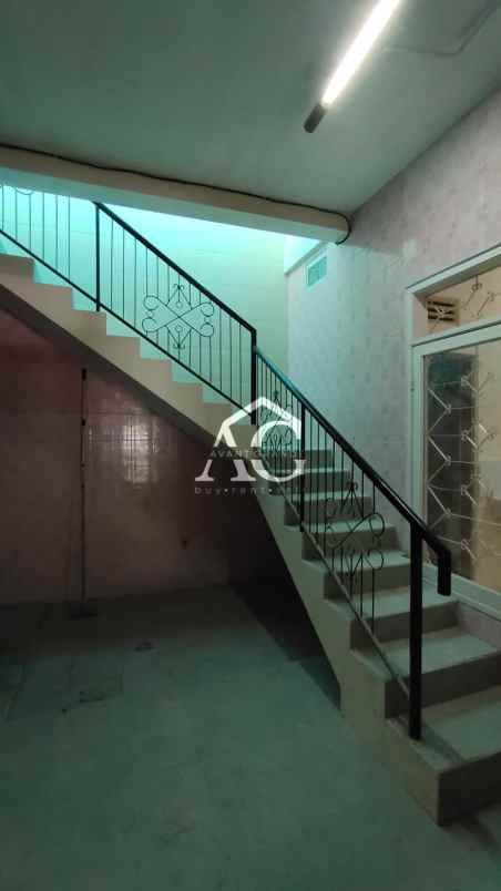 dijual rumah mulyosari surabaya