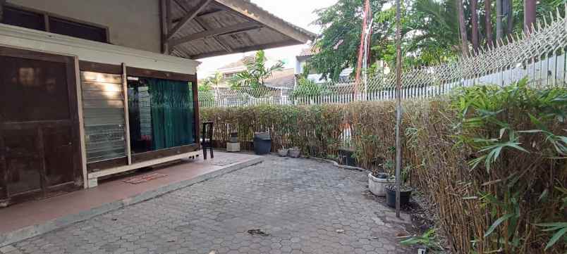 dijual rumah ngagel