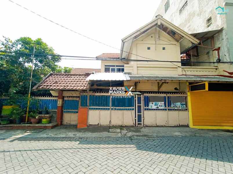 dijual rumah nginden kota