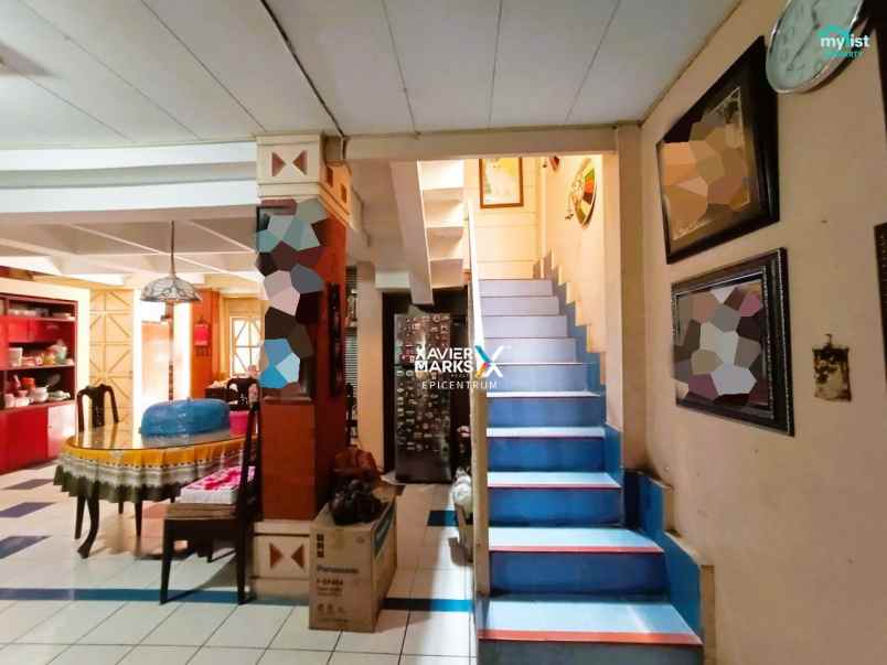 dijual rumah nginden kota