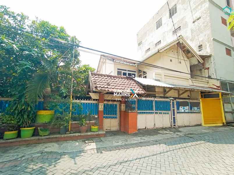 dijual rumah nginden kota