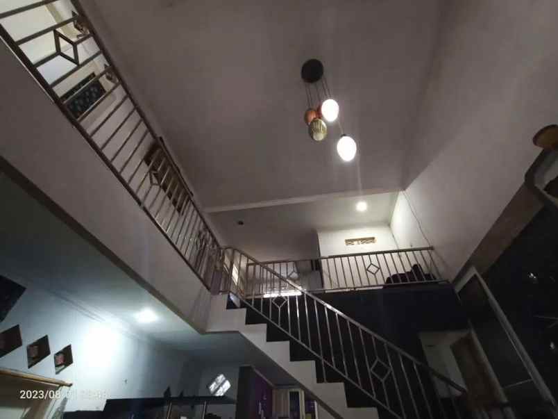 dijual rumah nusa cisangkan