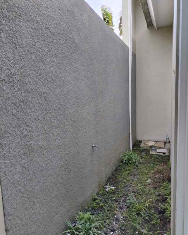 dijual rumah pamella 7