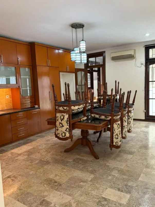 dijual rumah pancoran
