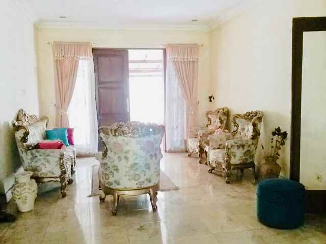 dijual rumah pancoran timur