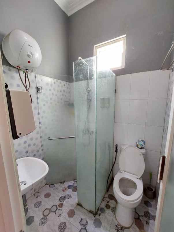 dijual rumah pandanwangi sulfat kota malang