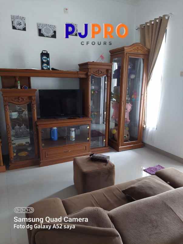 dijual rumah panjibuwono city