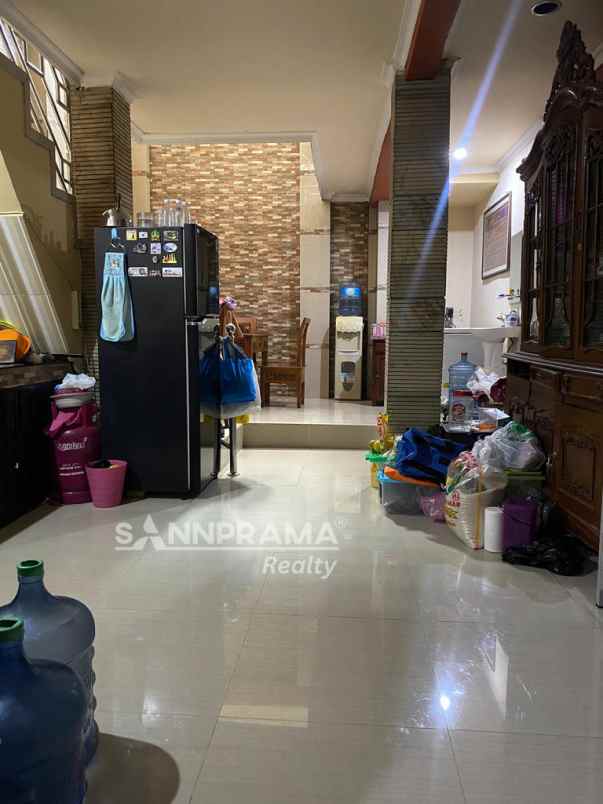 dijual rumah pelawad